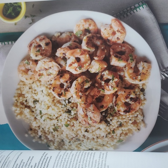 Taste of Home: The ultimate guide to grilling magazine - Picture 3 of 5